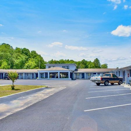 Rodeway Inn Swainsboro Ngoại thất bức ảnh