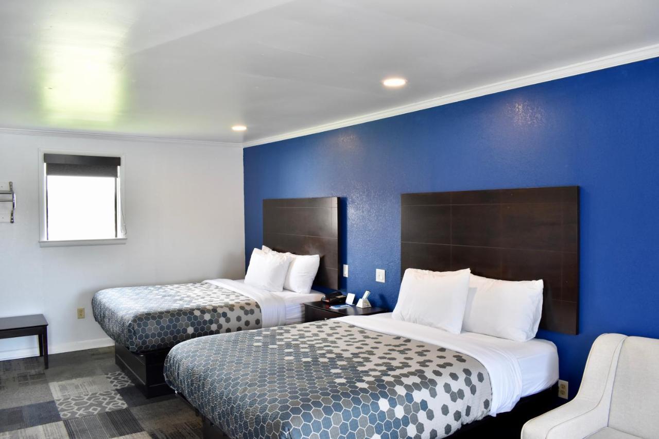 Rodeway Inn Swainsboro Ngoại thất bức ảnh