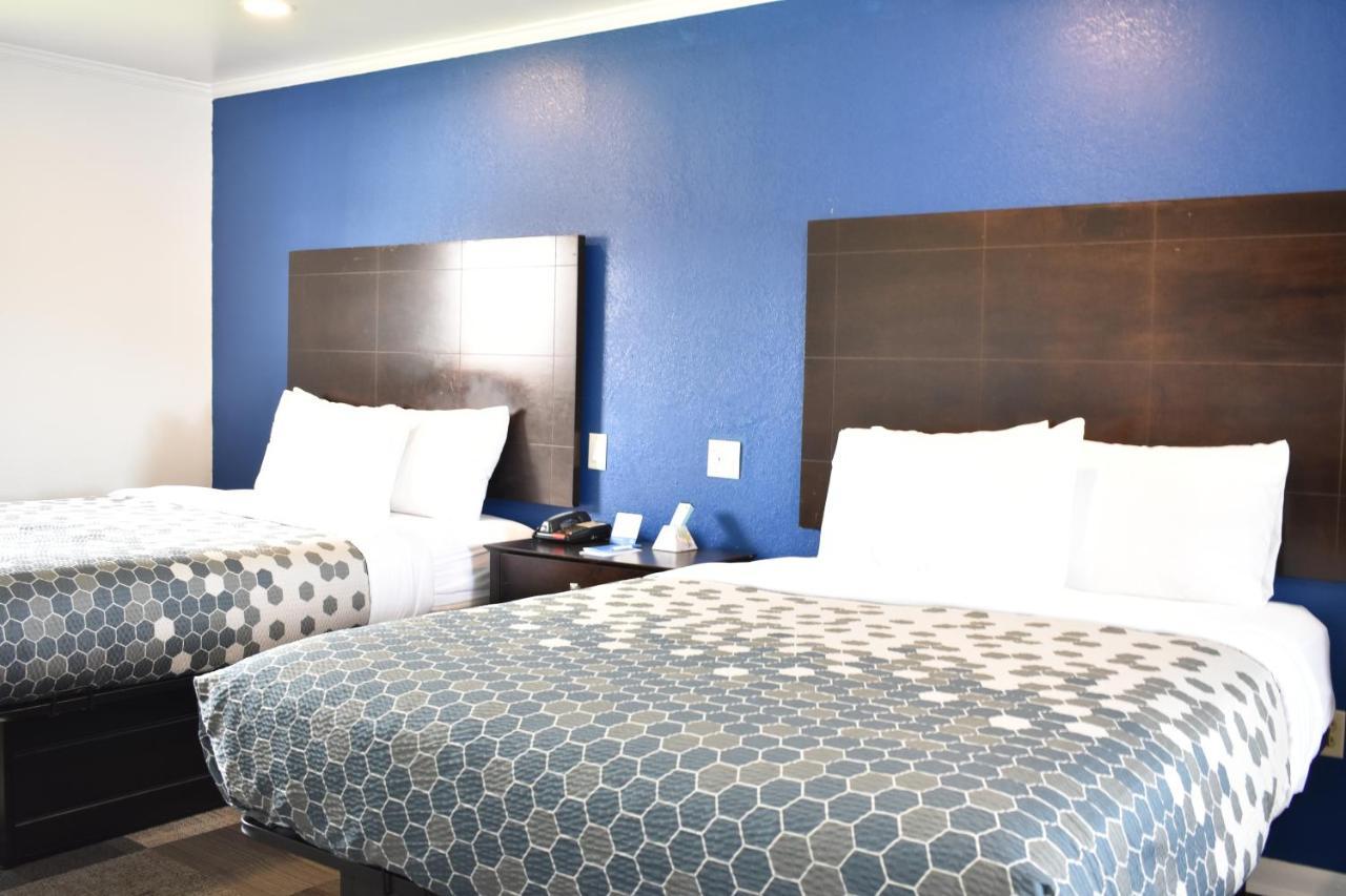 Rodeway Inn Swainsboro Ngoại thất bức ảnh