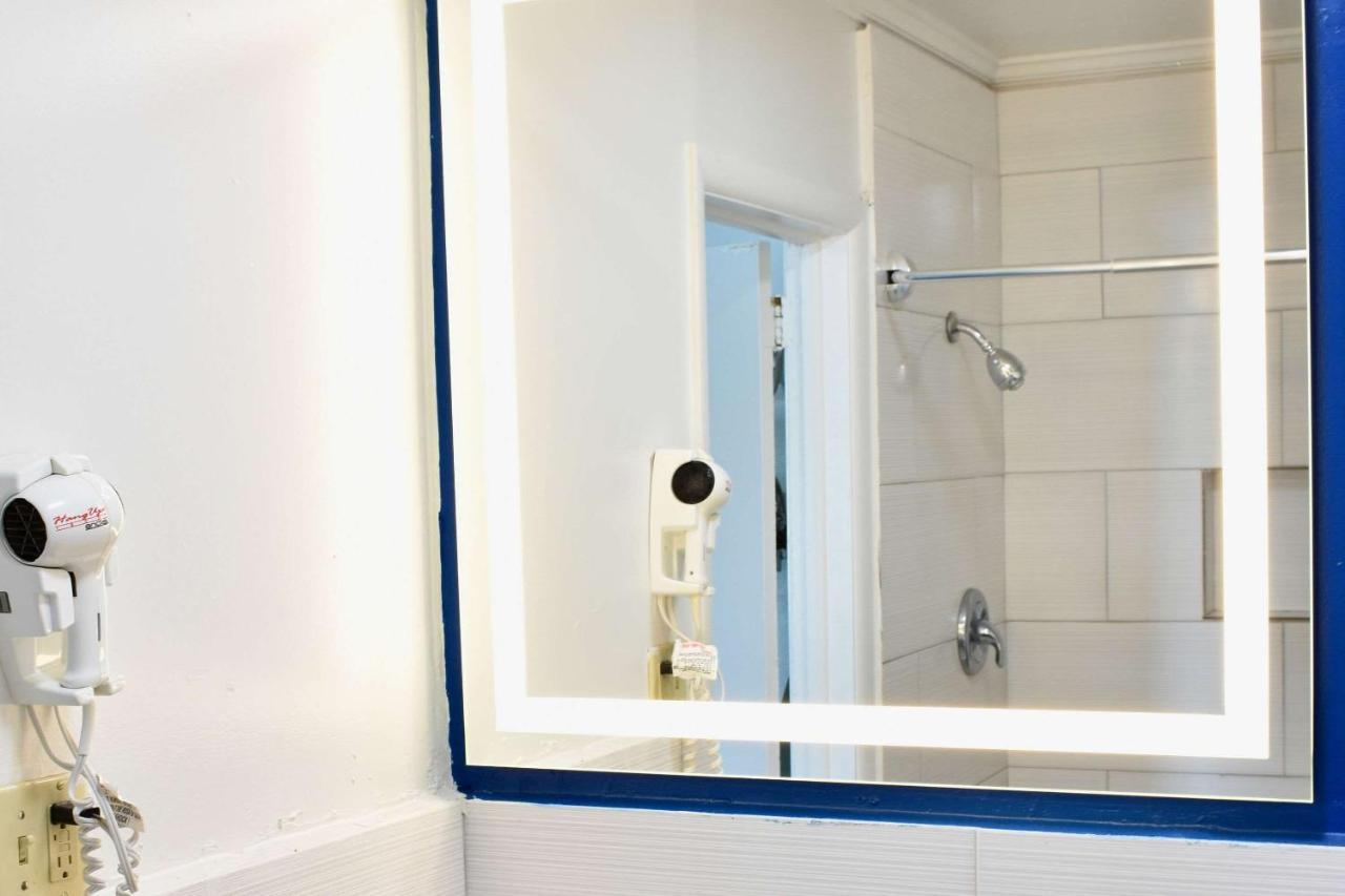 Rodeway Inn Swainsboro Ngoại thất bức ảnh
