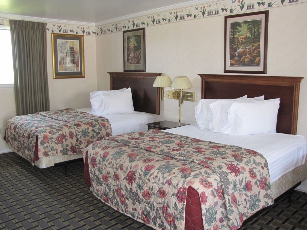 Rodeway Inn Swainsboro Phòng bức ảnh