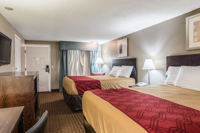 Rodeway Inn Swainsboro Ngoại thất bức ảnh