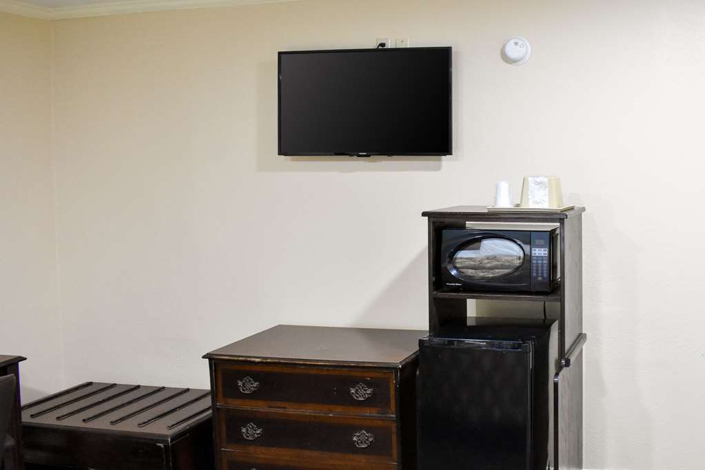 Rodeway Inn Swainsboro Phòng bức ảnh