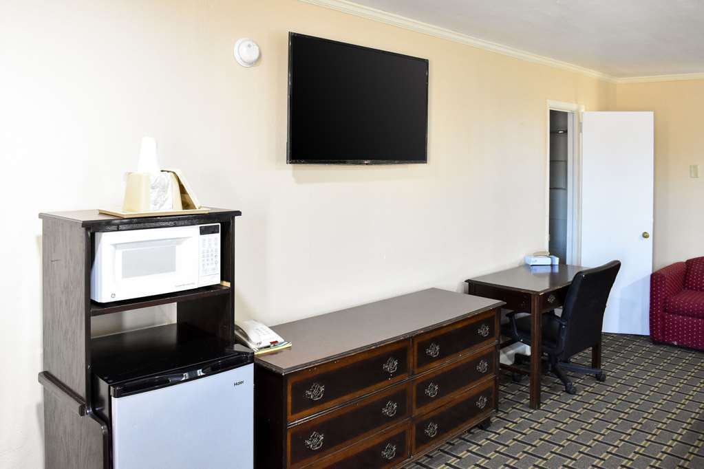 Rodeway Inn Swainsboro Phòng bức ảnh