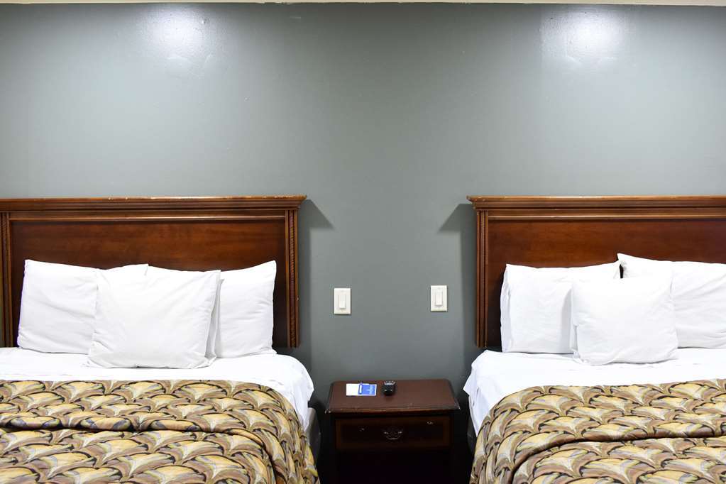 Rodeway Inn Swainsboro Phòng bức ảnh